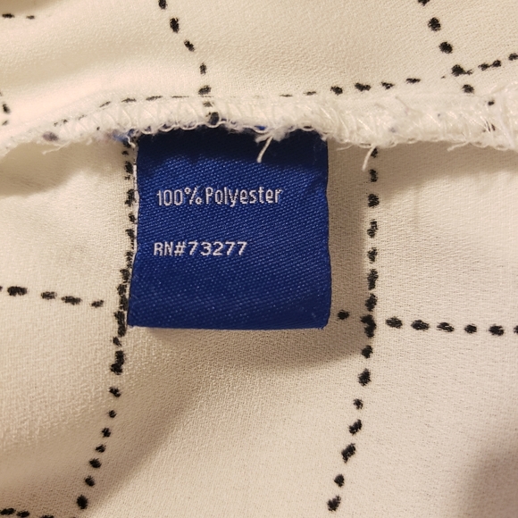 3 for $20 🧥 Apt 9 tunic top - Picture 3 of 4